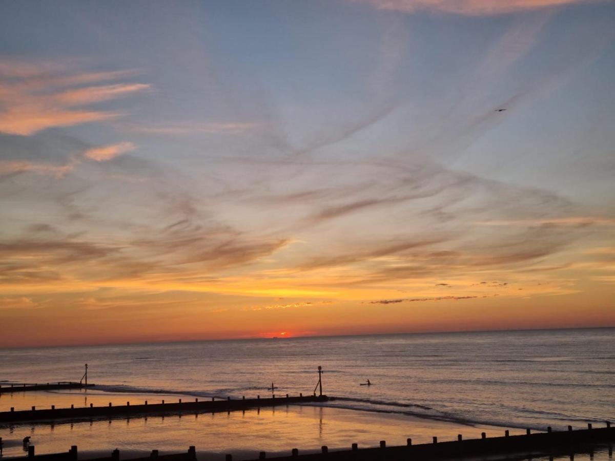 Burlington Berties Hotell Sheringham Exteriör bild